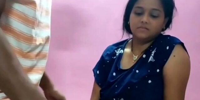 Mosi Ki Codai Hindi - Mousi ki jawan Beti ki chudai kar di ghar par akeli thi 12:28 HD Indian  Porno Videos